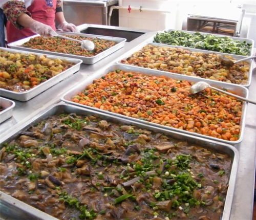 千喜鹤餐饮 值得信赖的食堂承包专家，以专业服务深耕广东市场